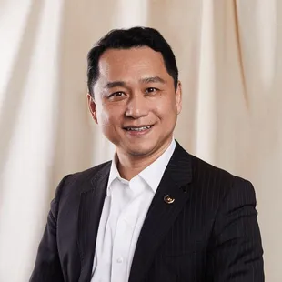 Yidong Wang